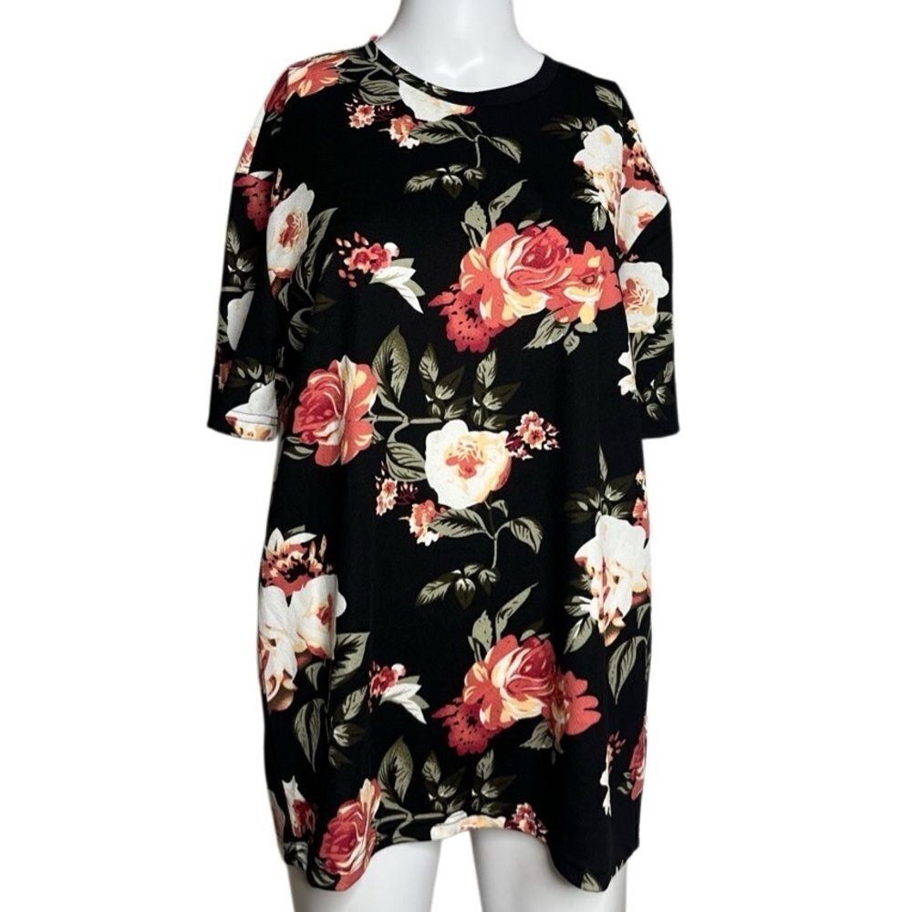 SHEIN Floral Black Women's Top Size Medium
